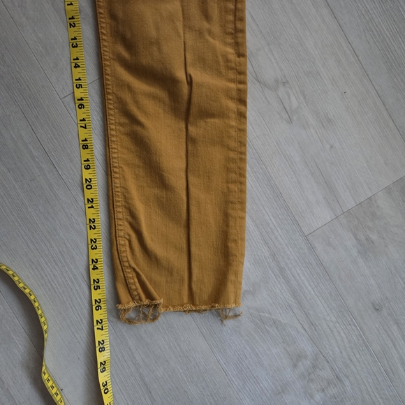 MOTHER Women's The Tomcat Ankle Fray  Jeans - Picture 10 of 13